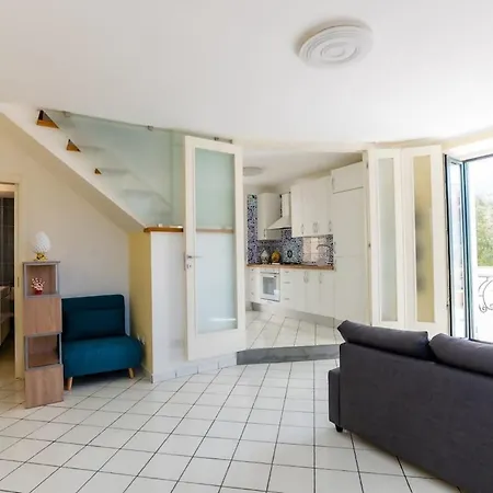 Realty Holidays - Vinny Apartament